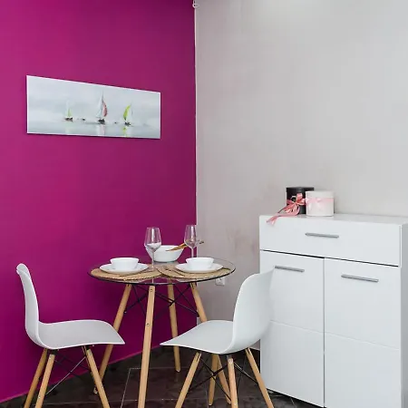 The Purplish Apartment In Varna Center By Flat Mаnаger Διαμέρισμα