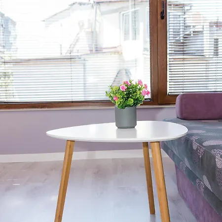 The Purplish Apartment In Varna Center By Flat Mаnаger