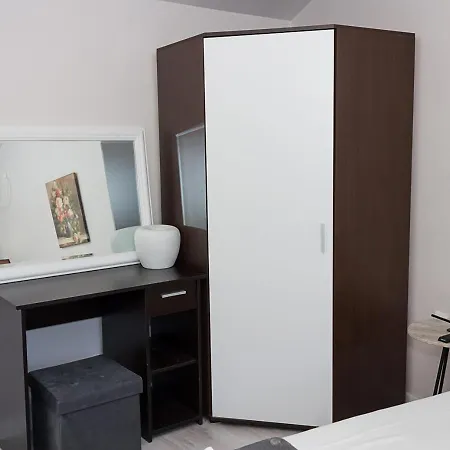 The Purplish Apartment In Varna Center By Flat Mаnаger * Βάρνα
